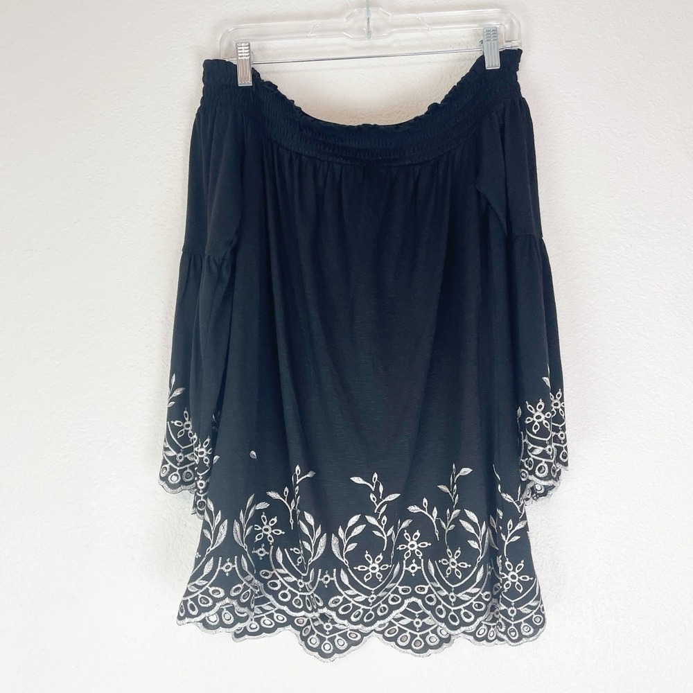 White House Black Market‎ Top Small Off Shoulder Boho Embroidered Eyelet Flare